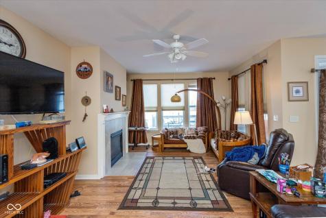4431 Big Leaf Lane Indianapolis IN 46239
