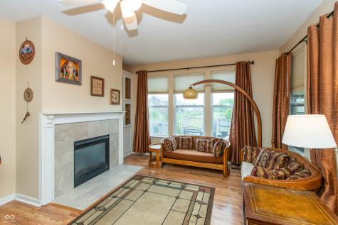 4431 Big Leaf Lane Indianapolis IN 46239