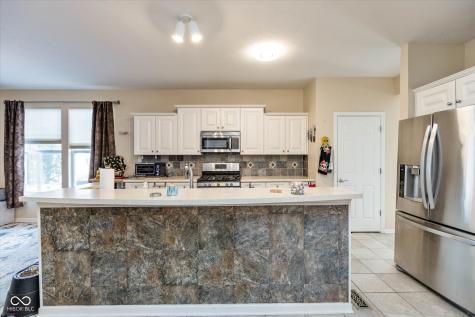 4431 Big Leaf Lane Indianapolis IN 46239