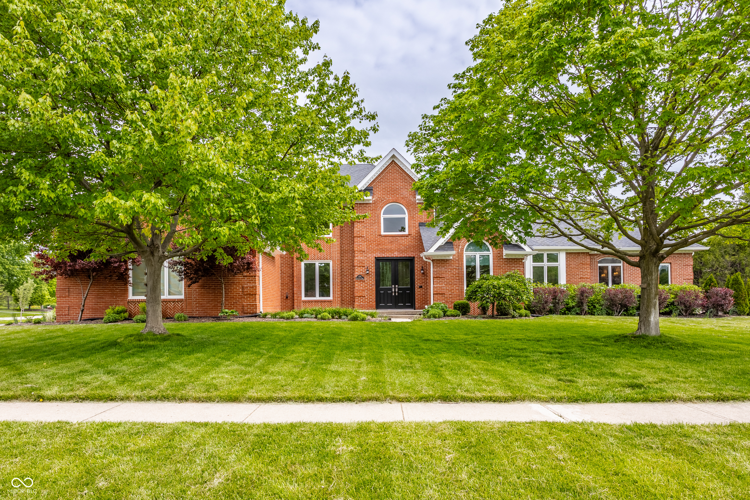 1510 Continental Drive Zionsville IN 46077
