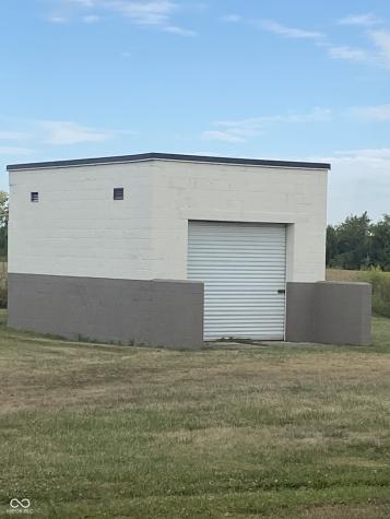 8329 S 300 W Pendleton IN 46064