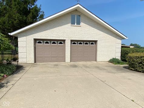 8329 S 300 W Pendleton IN 46064