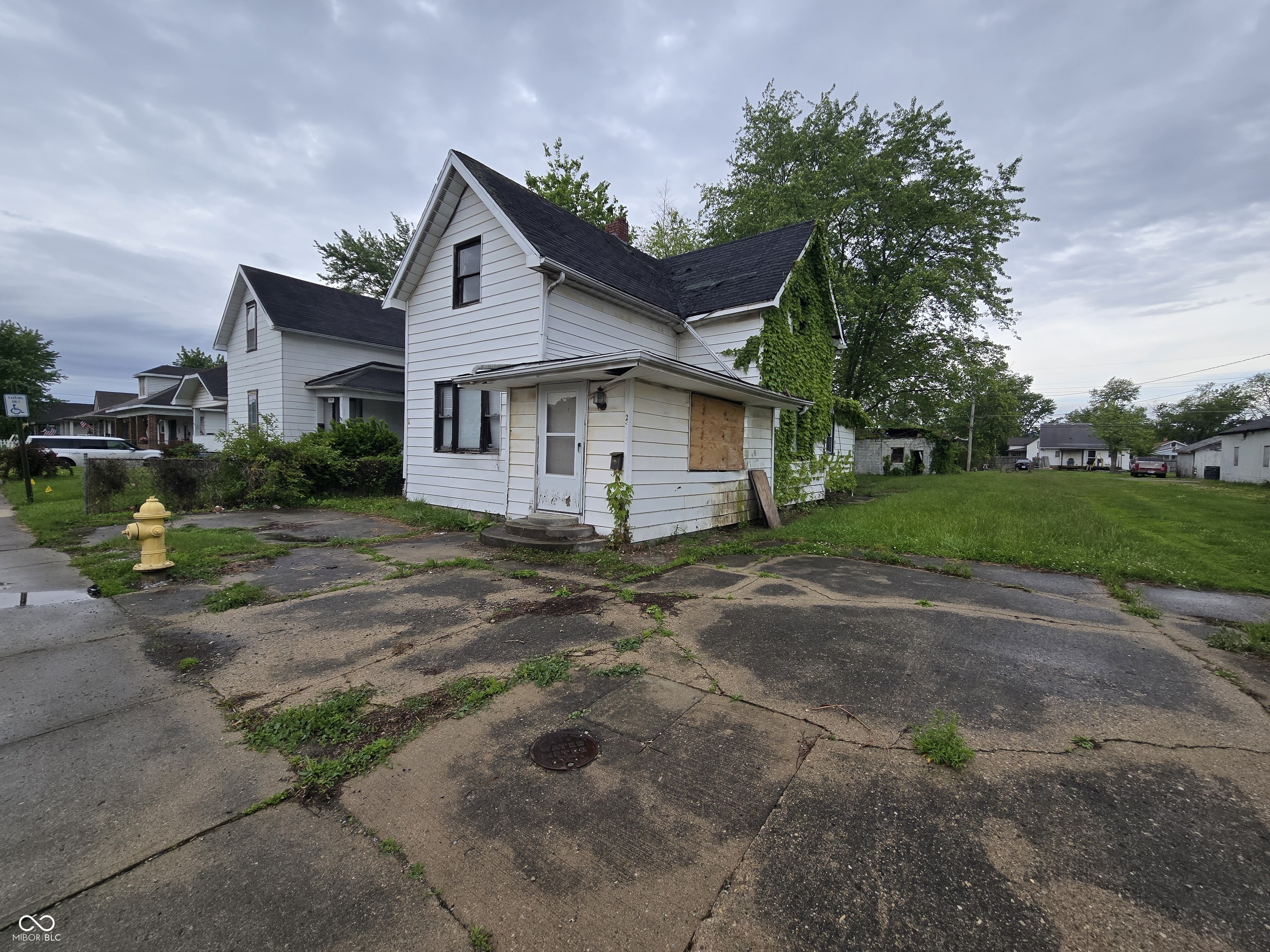 2703 Main Street Anderson IN 46016