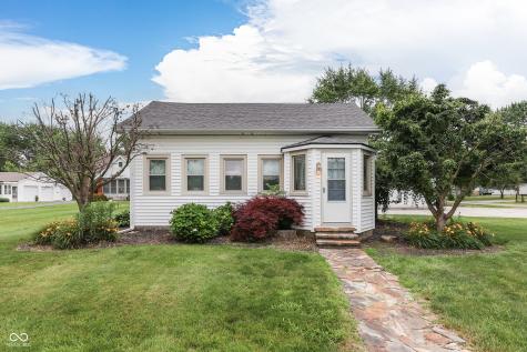 5731 S Walcott Street Indianapolis IN 46227