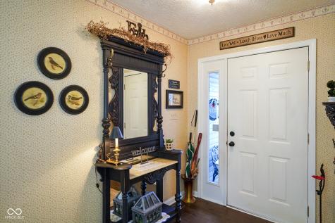 6329 Barberry Drive Avon IN 46123