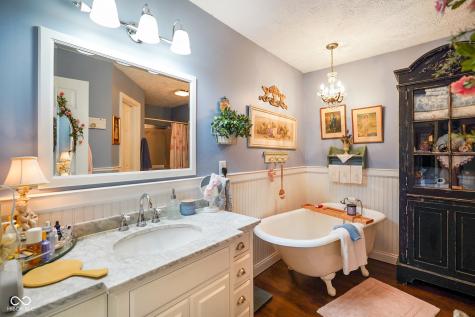 6329 Barberry Drive Avon IN 46123