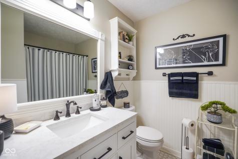 6329 Barberry Drive Avon IN 46123