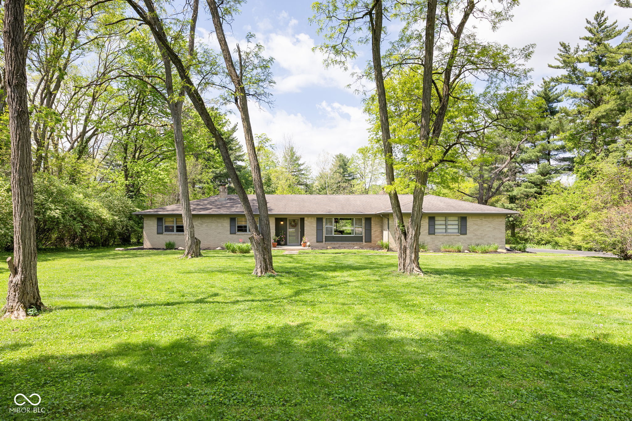 7050 Allisonville Road Indianapolis IN 46220