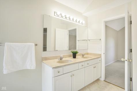 10811 Independence Way Carmel IN 46032