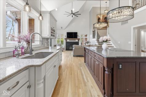 5041 Deer Ridge Court Carmel IN 46033