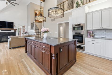 5041 Deer Ridge Court Carmel IN 46033
