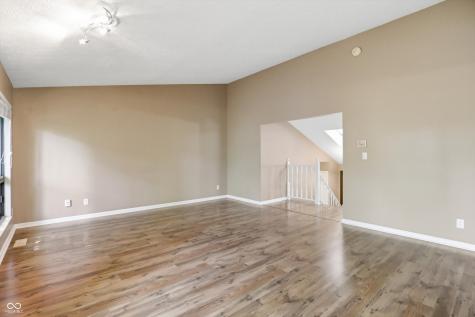 51 Osage Court Columbus IN 47201