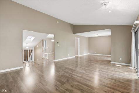 51 Osage Court Columbus IN 47201