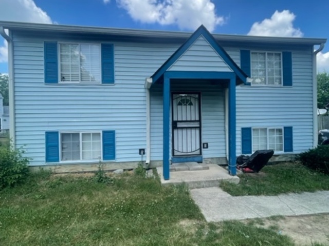 9308 Elmtree Court Indianapolis IN 46235