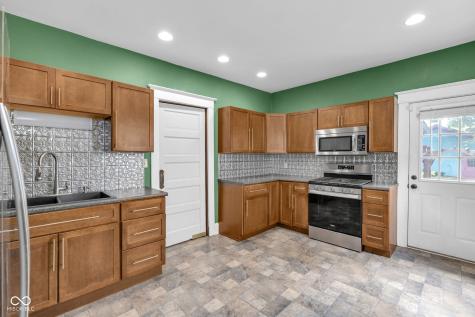 124 Johnson Avenue Indianapolis IN 46219
