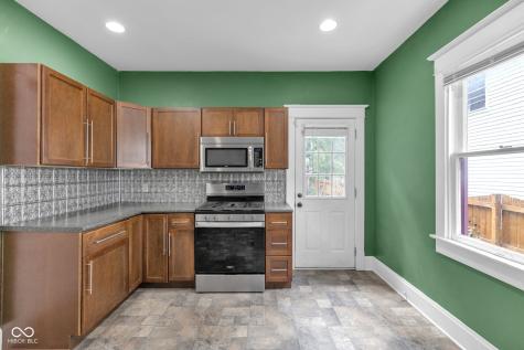124 Johnson Avenue Indianapolis IN 46219
