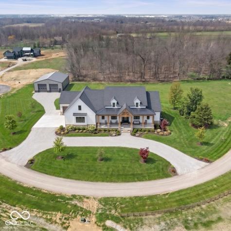 4852 Homestead Court Zionsville IN 46077