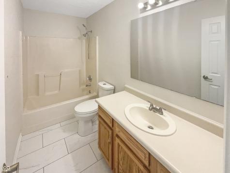 762 Millbrook Drive Avon IN 46123