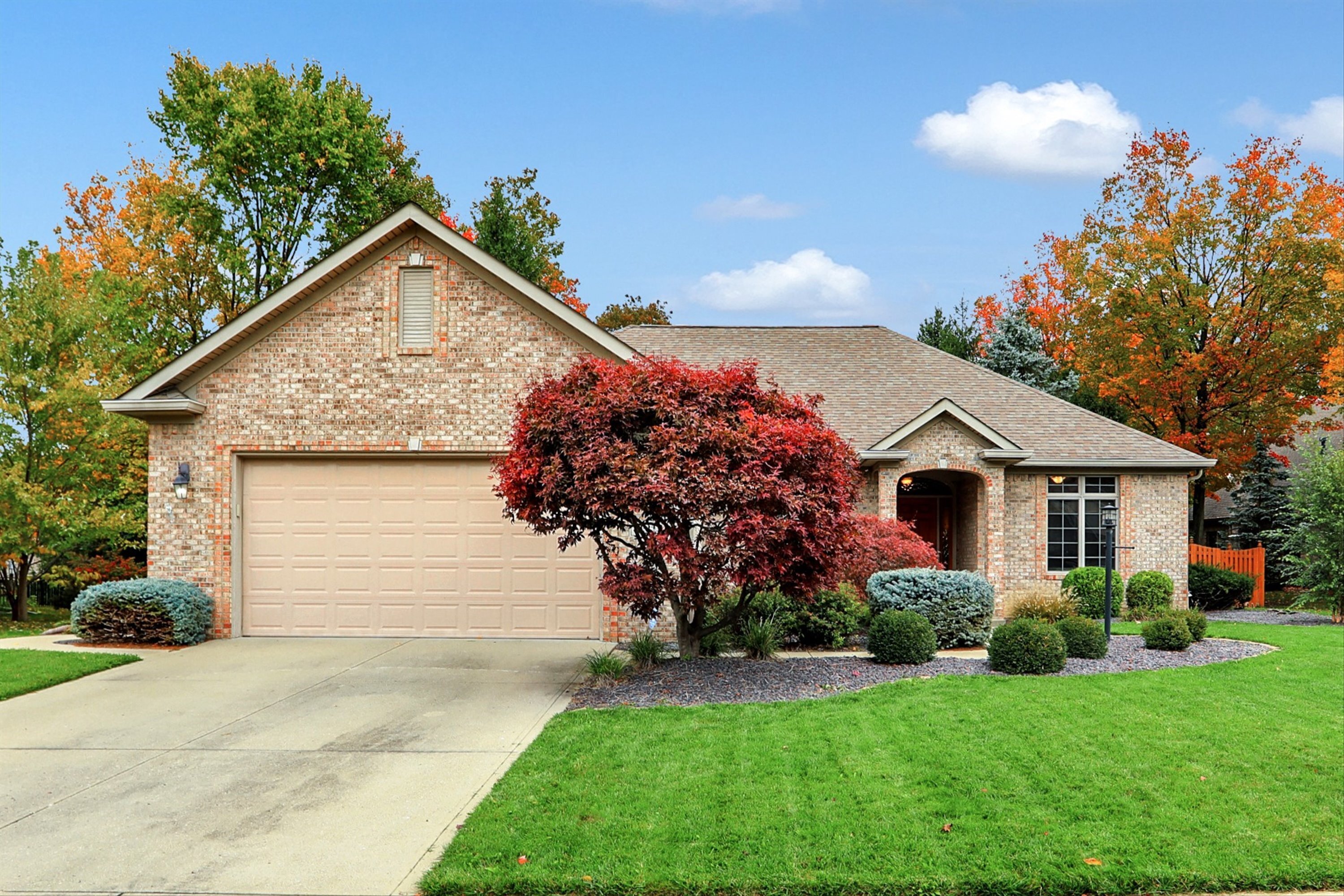 6644 Golden Oak Lane Avon IN 46123