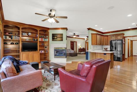 6644 Golden Oak Lane Avon IN 46123