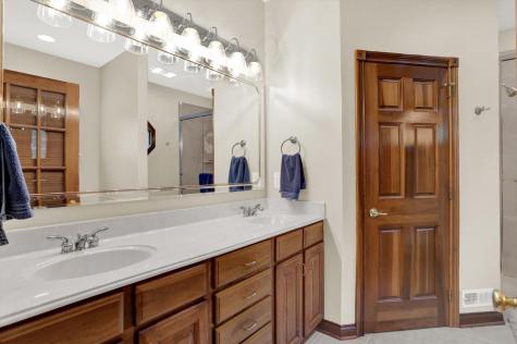 6644 Golden Oak Lane Avon IN 46123