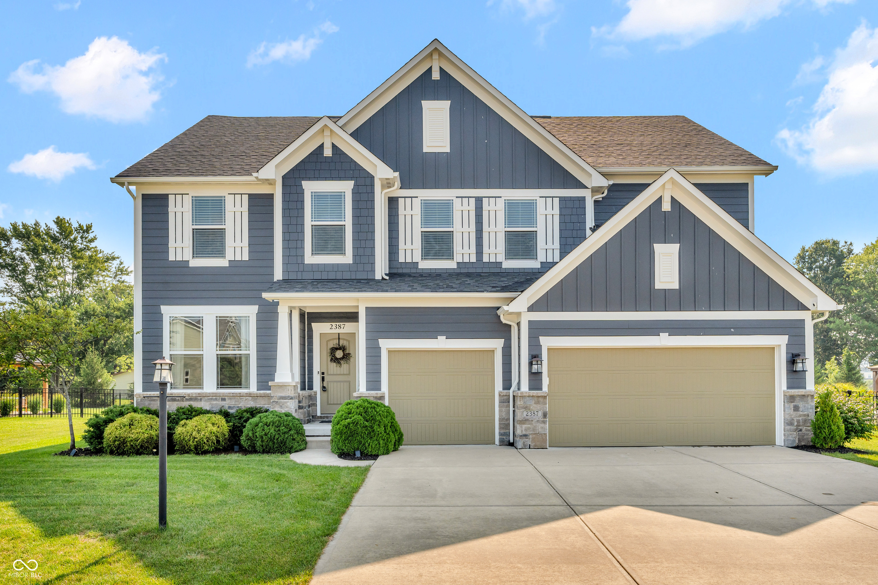 2387 Meadow Creek Drive Avon IN 46123