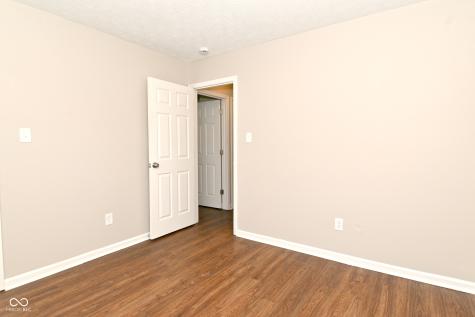 6530 Pike View Court Indianapolis IN 46268
