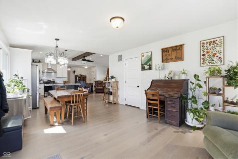5523 S Nineveh Road Franklin IN 46131
