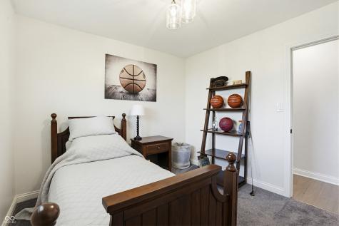 5523 S Nineveh Road Franklin IN 46131