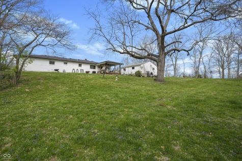 5523 S Nineveh Road Franklin IN 46131