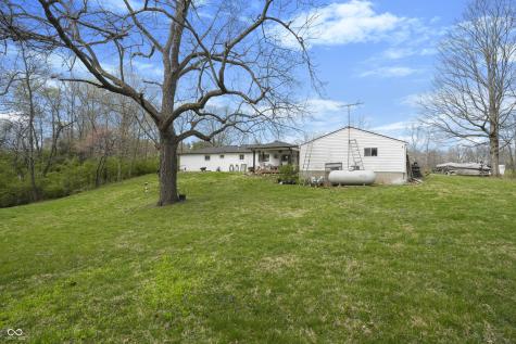 5523 S Nineveh Road Franklin IN 46131