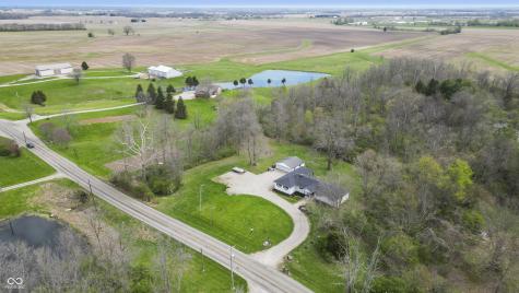 5523 S Nineveh Road Franklin IN 46131