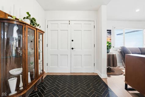 5523 S Nineveh Road Franklin IN 46131
