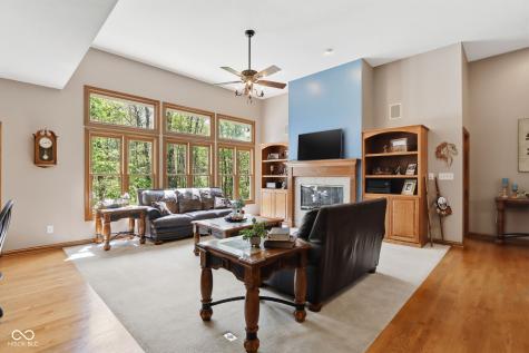 8839 Summer Estate Drive Indianapolis IN 46256