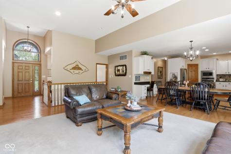 8839 Summer Estate Drive Indianapolis IN 46256