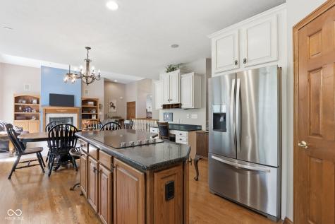 8839 Summer Estate Drive Indianapolis IN 46256