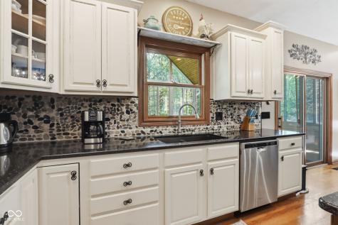 8839 Summer Estate Drive Indianapolis IN 46256
