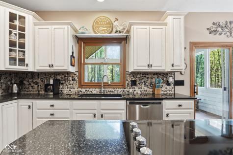8839 Summer Estate Drive Indianapolis IN 46256
