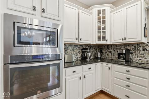 8839 Summer Estate Drive Indianapolis IN 46256