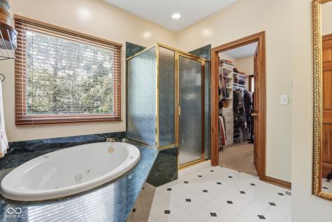 8839 Summer Estate Drive Indianapolis IN 46256