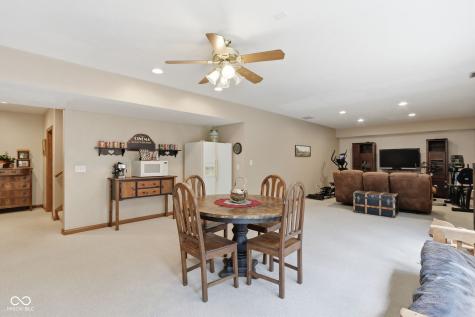 8839 Summer Estate Drive Indianapolis IN 46256