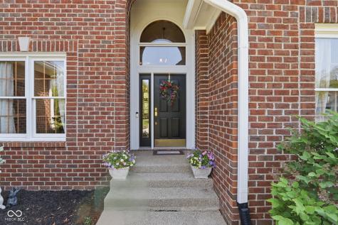 8839 Summer Estate Drive Indianapolis IN 46256