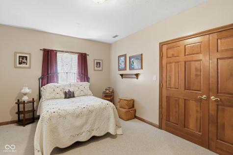 8839 Summer Estate Drive Indianapolis IN 46256