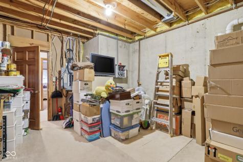 8839 Summer Estate Drive Indianapolis IN 46256