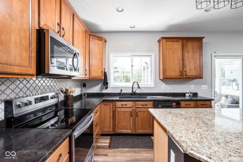 4347 Ledge Rock Court Zionsville IN 46077