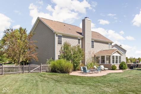 4347 Ledge Rock Court Zionsville IN 46077