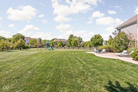 4347 Ledge Rock Court Zionsville IN 46077