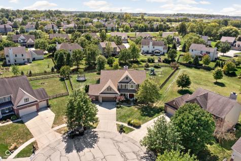 4347 Ledge Rock Court Zionsville IN 46077