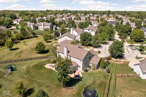 4347 Ledge Rock Court Zionsville IN 46077