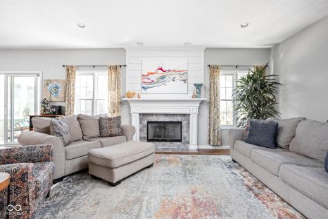 4347 Ledge Rock Court Zionsville IN 46077